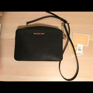 NWT Michael Kors Lg Jet Set Crossbody